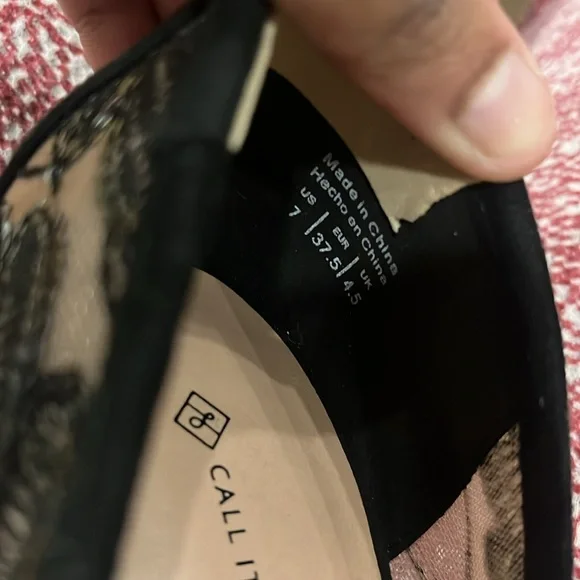 Black and Nude Pointed Heels Pumps. Call it Spring. Size US 7 - Picture 4 of 4